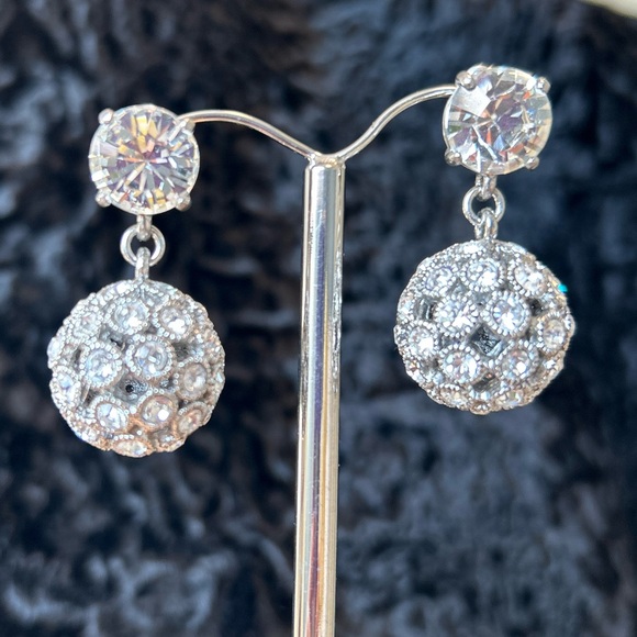 Gatsby inspired rhinestone earrings - Picture 1 of 6